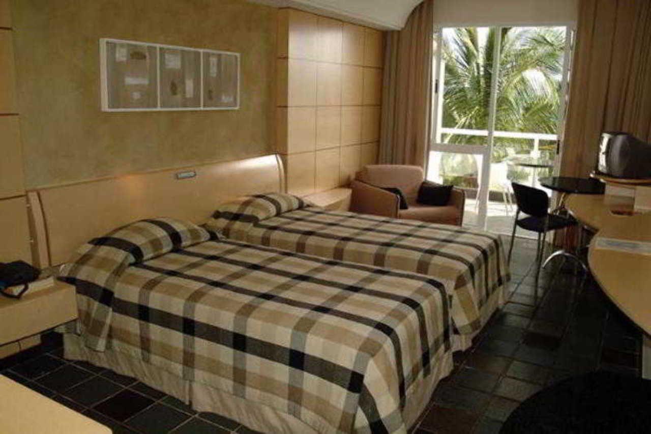 Hotel Senac Ilha Do Boi Vitória Exteriör bild A room at the hotel